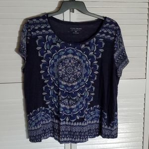 Blue Top by Lucky Brand            (item#040)